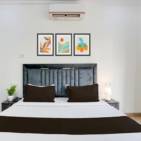 Super Townhouse Sector 53 Golf Course Road Apartamento Gurgaon Exterior foto
