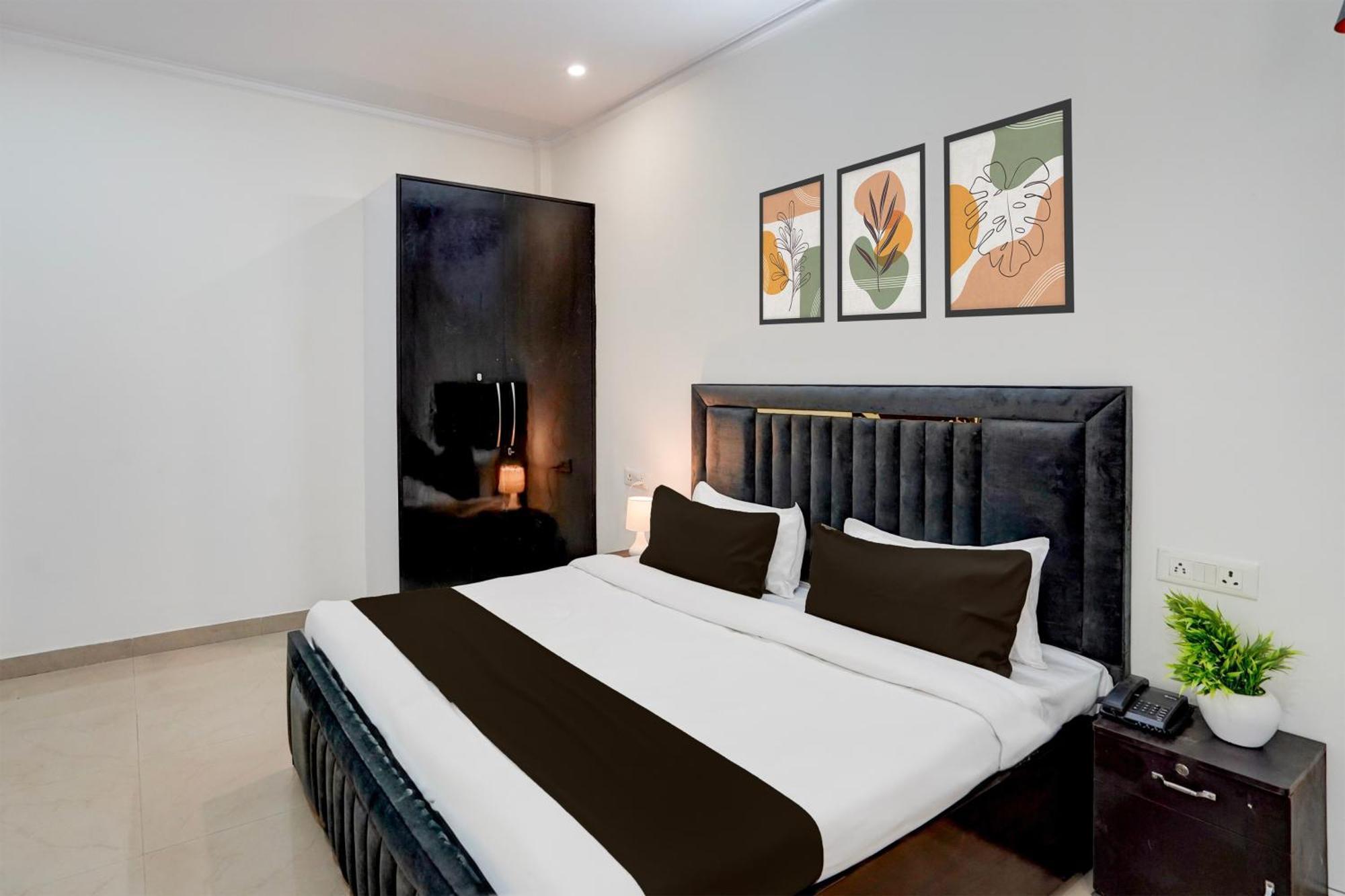 Super Townhouse Sector 53 Golf Course Road Apartamento Gurgaon Exterior foto